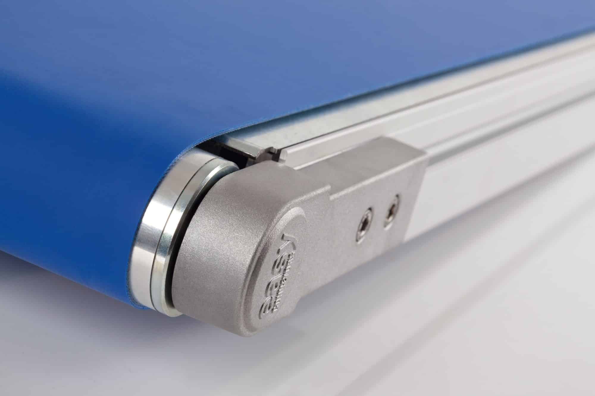 Another detail of the sides of our flat conveyor belts.
