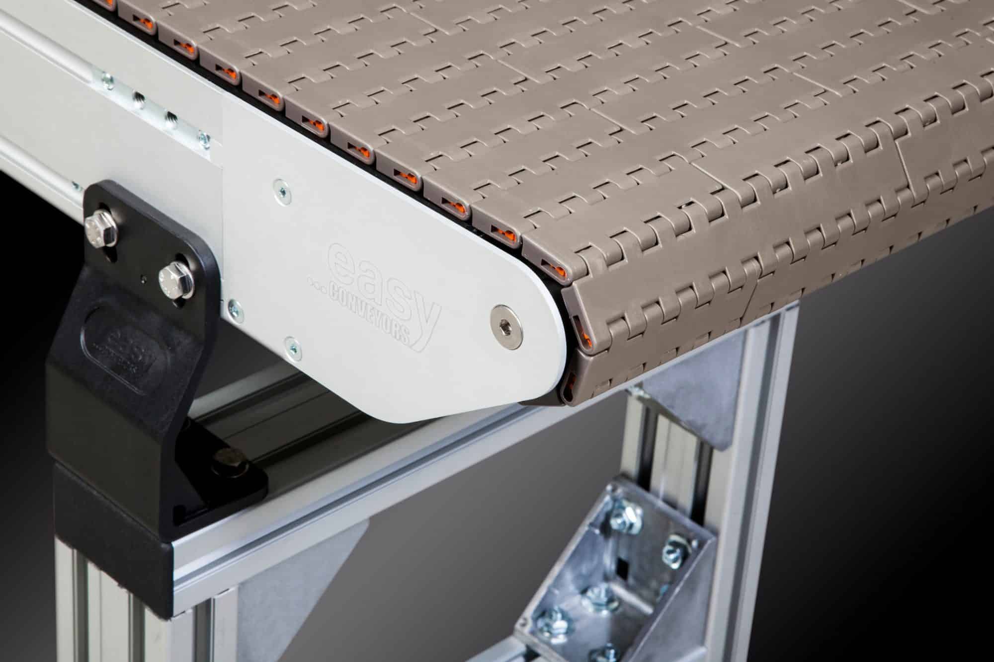 EMCS conveyors are ideal to transport large and bulky items.
